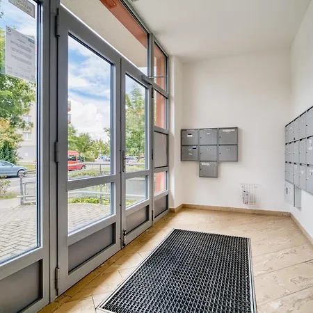 Cozy Retreat Near Botice Meanders פראג