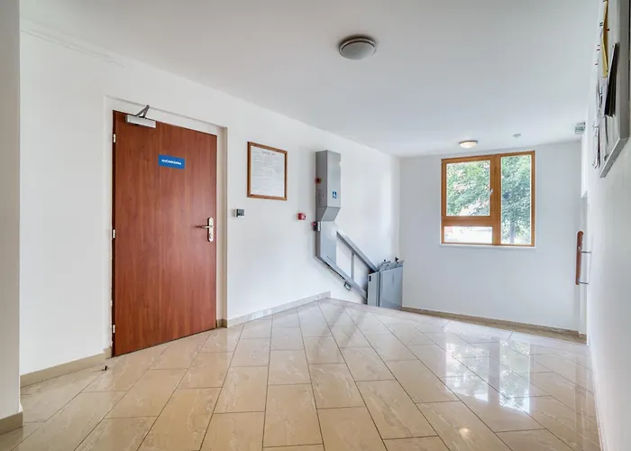 Cozy Retreat Near Botice Meanders *
