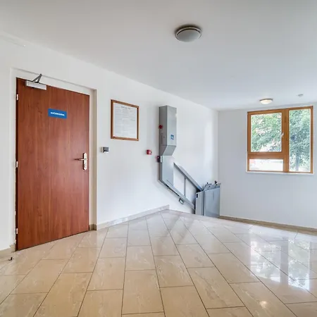 Cozy Retreat Near Botice Meanders *